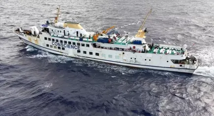 Gazze’ye Yol Alan Özgürlük Filosu kırmızı bölgeye yaklaşıyor: Aktivistler müdahaleye hazır