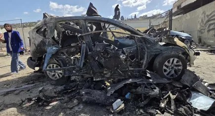 İsrail, Orta Doğu'da bir ülkeyi daha vurdu