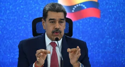 Maduro’dan Papa’ya mektup: ABD’nin Karayipler faaliyetlerine tepki ve barış talebi
