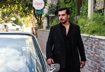 Adanalı Hakan, Çağatay Ulusoy’a benzeyince sosyal medyada gündem oldu