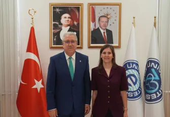 Ege Üniversitesi’nden çocuklara hastane korkusunu unutturacak proje
