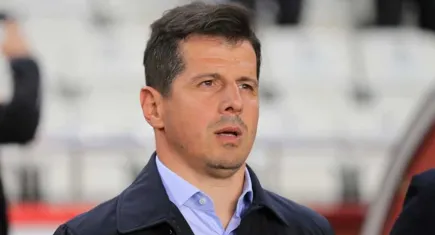 Emre Belözoğlu istifa etti