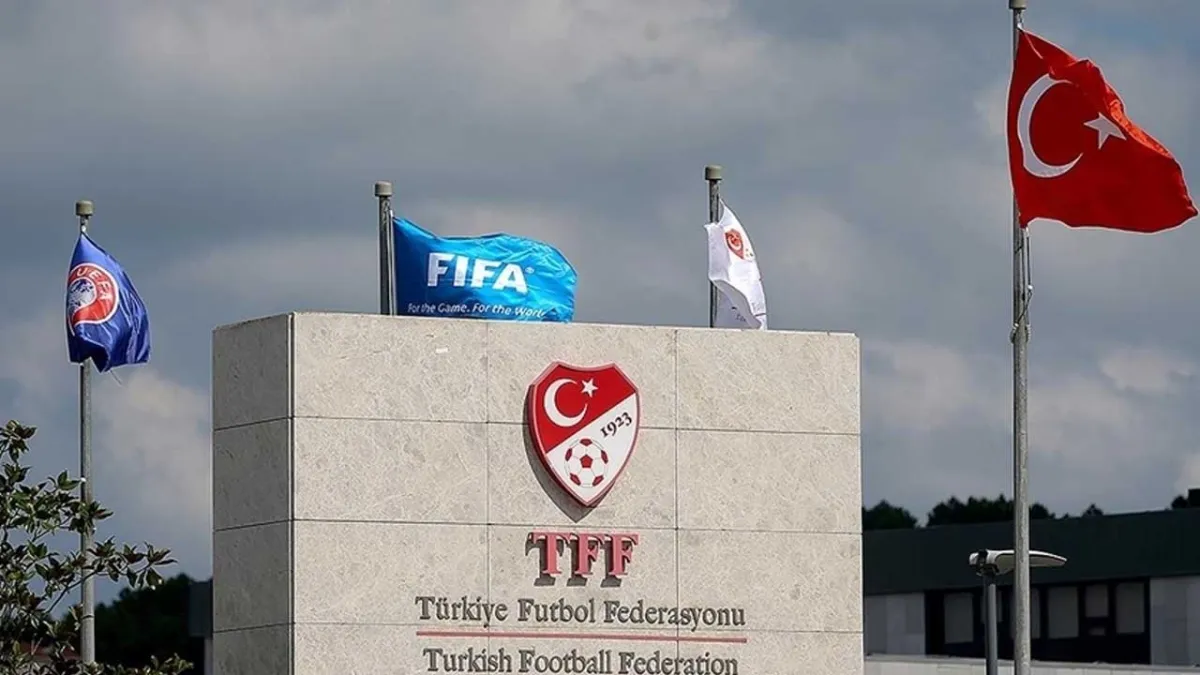 Galatasaray, Fenerbahçe ve Beşiktaş PFDK&#039;ya sevk edildi haberinin görseli