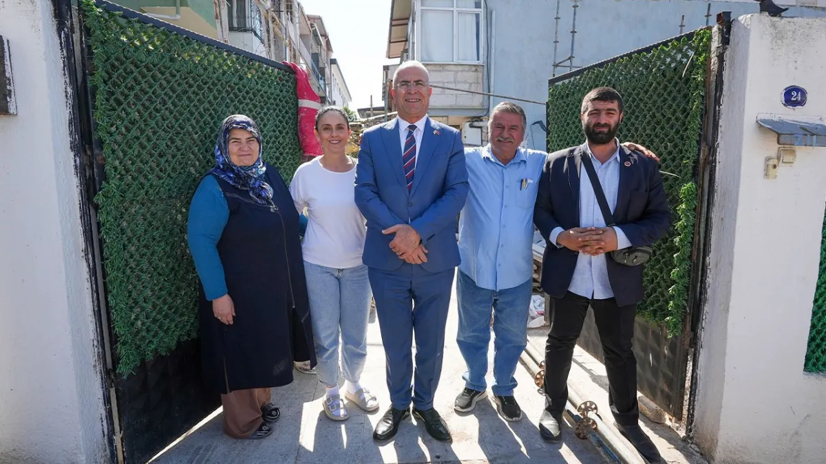 Gaziemir Belediyesi’nden yangın mağdurlarına umut eli haberinin görseli