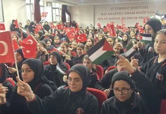 İzmirli öğrencilerden Filistin’e destek