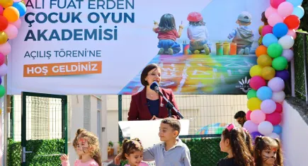 Karabağlar’da çocuklara özel Oyun Akademisi açıldı