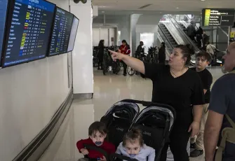 ABD’de hükümet kapanması havacılığı felç etti: 2 günde 9 bin uçuş ertelendi