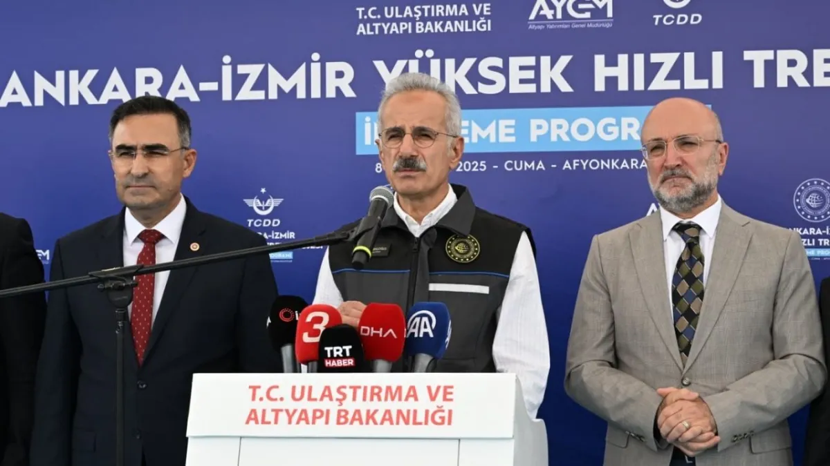 Ankara-İzmir arası 3,5 saate düşüyor! Hızlı tren hattında önemli eşik geçildi haberinin görseli