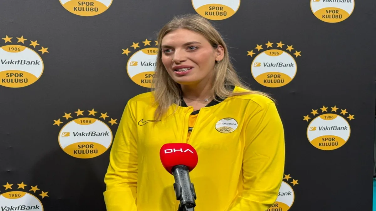 Cansu Özbay: VakıfBank’ta hedefimiz her zaman kupa kazanmak haberinin görseli