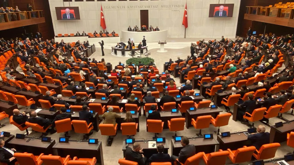 İsrail’in alıkoyduğu 3 Türk vekil TBMM gündeminde haberinin görseli