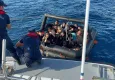 İzmir açıklarında  düzensiz göçmen operasyonu:  75 düzensiz göçmen kurtarıldı
