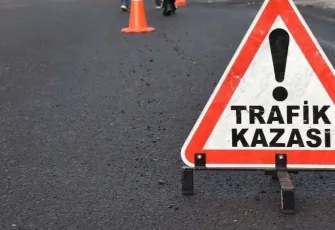 İzmir’de midibüsle çarpışan otomobilin sürücüsü hayatını kaybetti