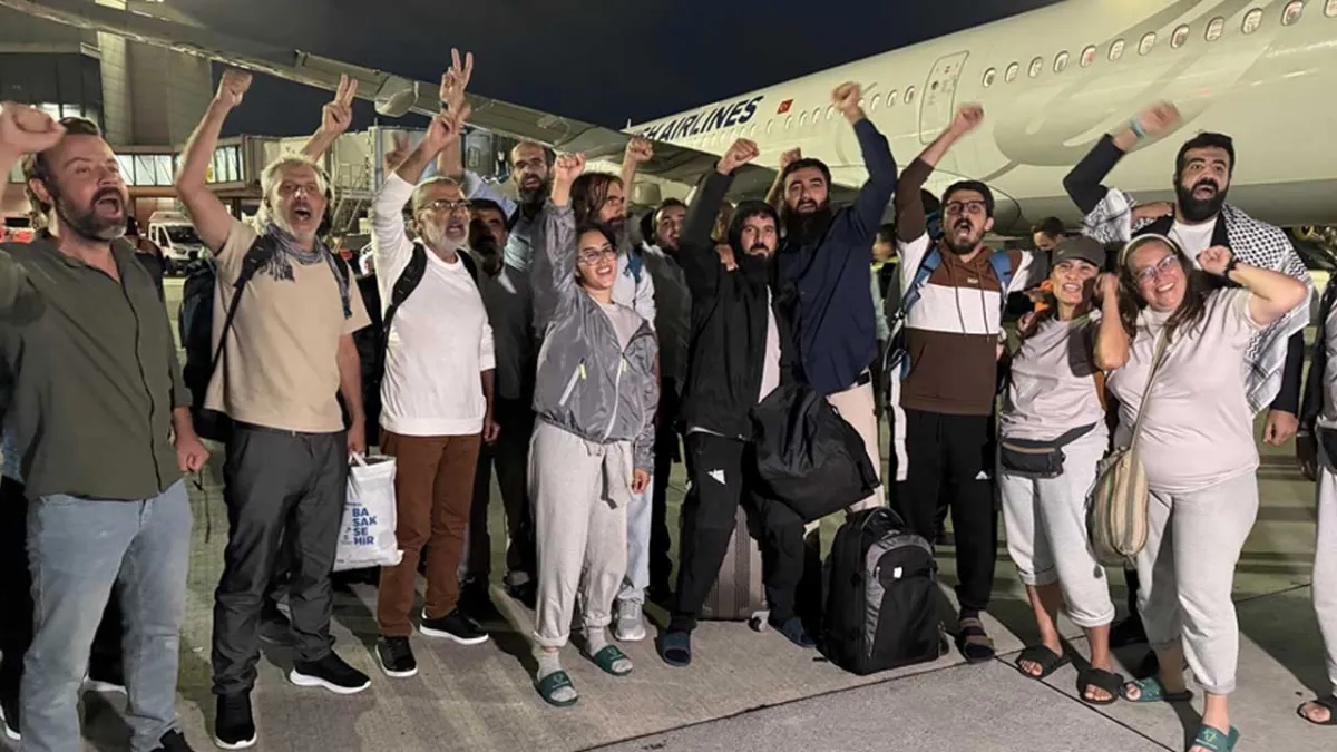 Küresel Sumud Filosu aktivisti 15 Türk İstanbul&#039;da haberinin görseli