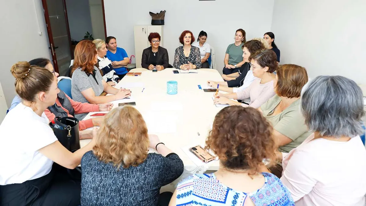 Narlıdere’de Kadının İnsan Hakları Eğitim Programı başladı haberinin görseli