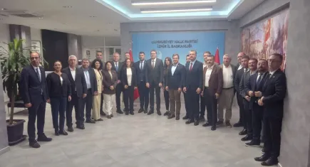 CHP İzmir’de kongre zirvesi