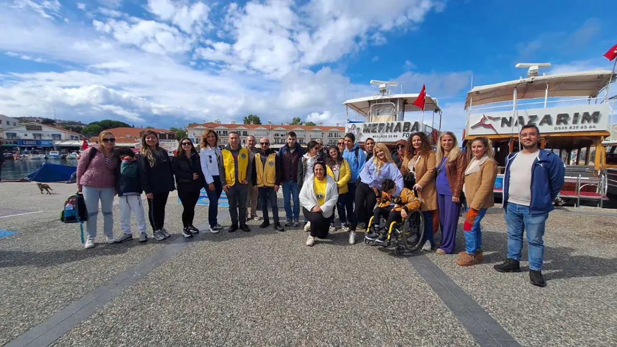 Foça’da otizm farkındalık etkinliği haberinin görseli
