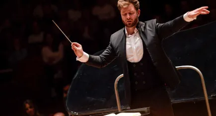 İzmir Oda Orkestrası’ndan yeni sezona görkemli başlangıç