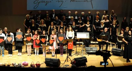 Karşıyaka’da Attilâ İlhan Vefa Yılı sona eriyor