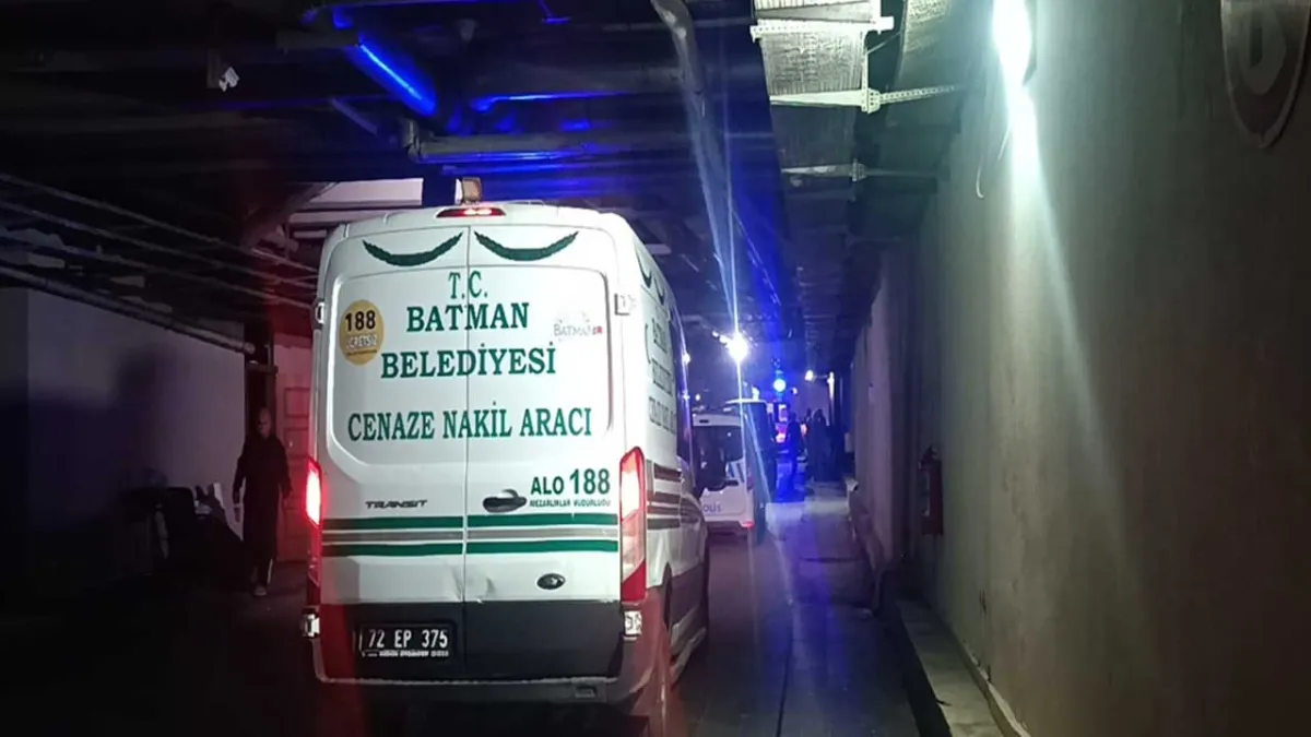 Kozluk’ta belediye başkanının ağabeyi silahla vurulmuş olarak bulundu haberinin görseli