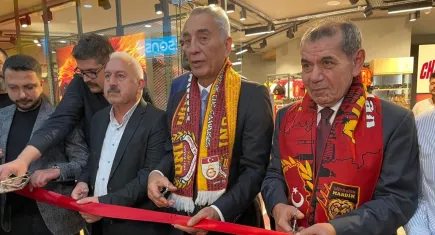Mardin’de Galatasaray coşkusu: Dursun Özbek GSSTORE mağazasını açtı