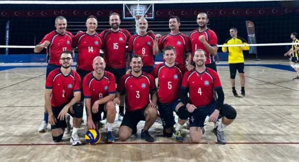Ege Üniversitesi Voleybol Takımı finallerde