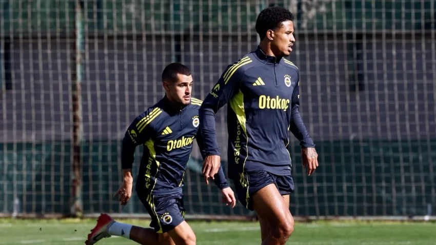 Fenerbahçe, Karagümrük maçı öncesi saha ve salonda seferberlik başlattı haberinin görseli