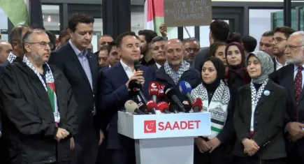 İsrail’in alıkoyduğu Vicdan Gemisi’ndeki Türk milletvekilleri Türkiye’ye döndü