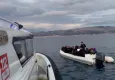 İzmir haber: Çeşme açıklarında sürüklenen bottaki 26 göçmen kurtarıldı