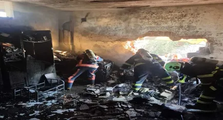 Mardin'de ev yangını: 1 ölü, 12 yaralı