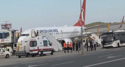 Özgürlük Filosu'nun 18'i Türk 94 aktivisti THY uçağıyla İstanbul'a geldi