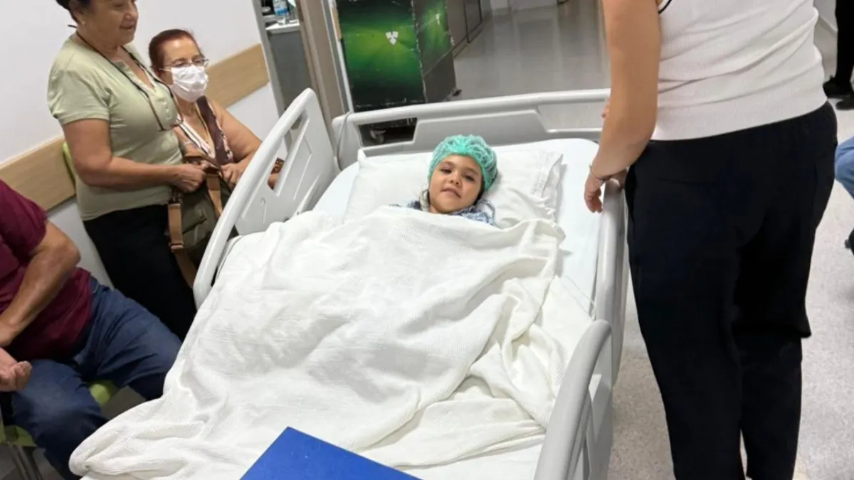 Antalya’da anaokulunda feci kaza: 4 yaşındaki Mavi’nin parmak kopması operasyonla onarıldı haberinin görseli