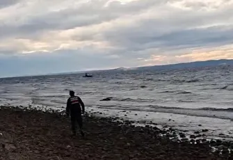 Çanakkale açıklarında tekne faciası: 2 ölü, 1 kayıp 