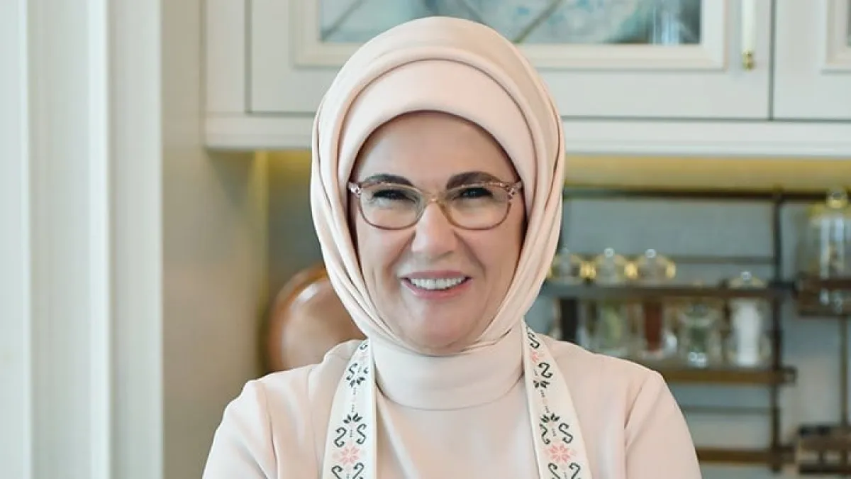 Emine Erdoğan’dan dünya kız çocukları günü mesajı: “Hayallerini gerçekleştirebilsinler” haberinin görseli