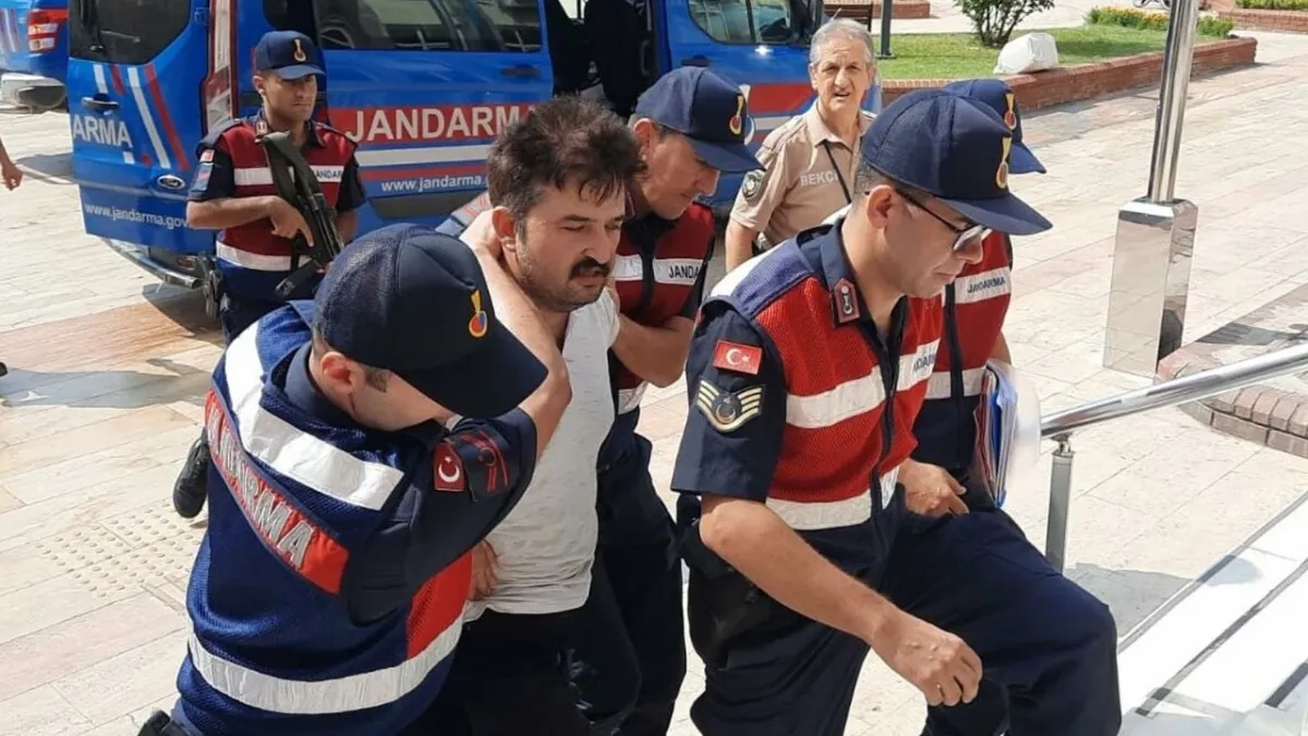 Eşini bıçaklayarak öldürmüştü: Akıl sağlığı raporu sonrası tahliye edildi haberinin görseli
