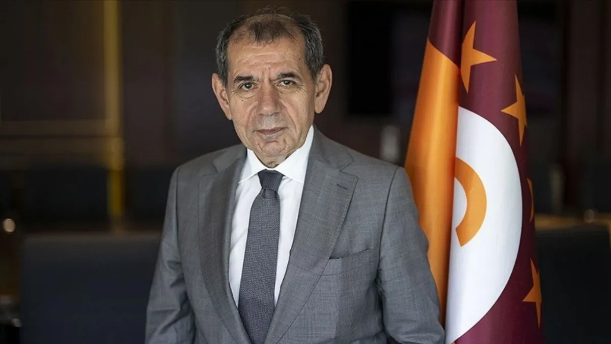 Galatasaray Lisesi’nden Başkan Dursun Özbek’e anlamlı teşekkür! İşte anı defterine yazılan satırlar haberinin görseli
