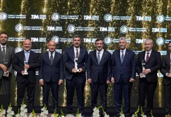 InovaLİG şampiyonları ödüllerini aldı