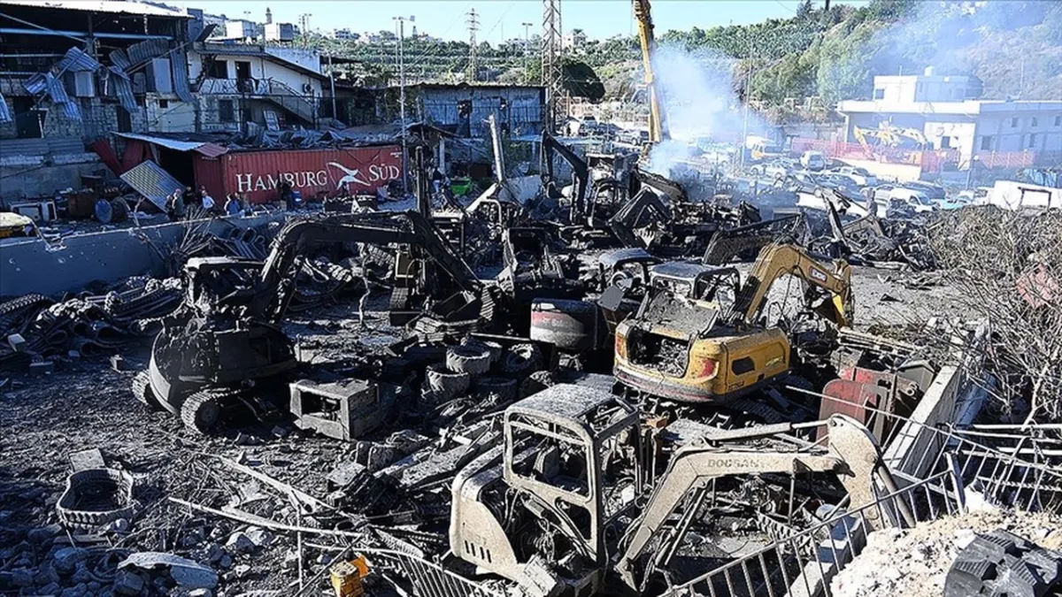 İsrail’den Lübnan’a yeni hava saldırısı: Ateşkes bir kez daha ihlal edildi haberinin görseli