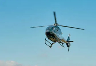ABD'de helikopter kazası:Helikopter bir anda insanların üzerine düştü