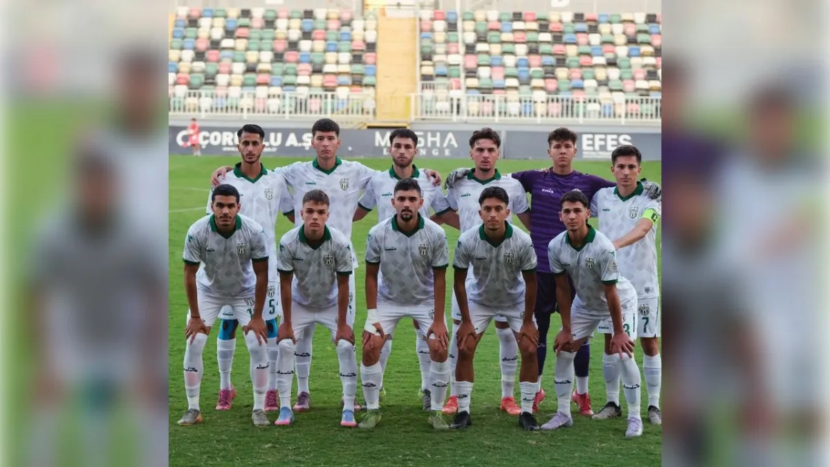 Bornova, lider Uşakspor’u ağırlıyor haberinin görseli