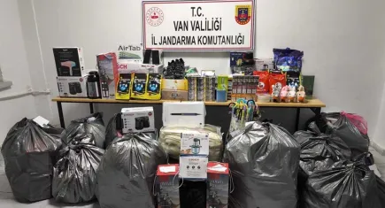 Van’da gümrük kaçağı malzeme ele geçirildi