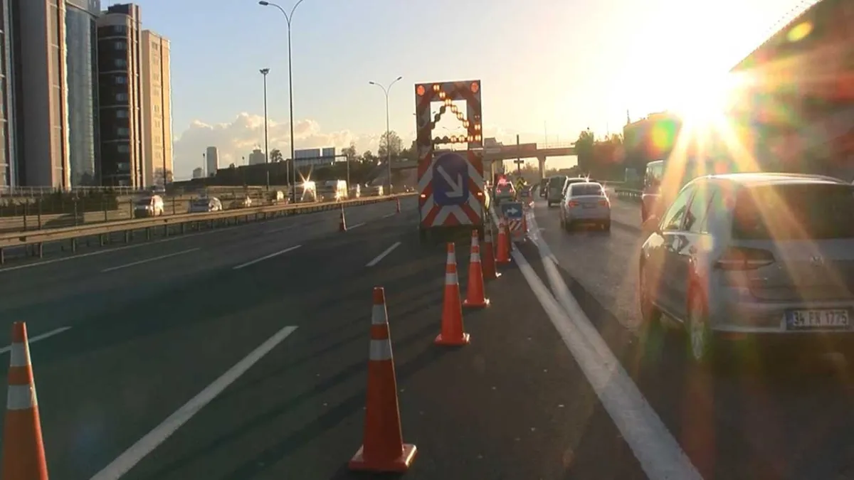 İstanbul'da FSM Köprüsü bu sabah kapatıldı! haberinin görseli
