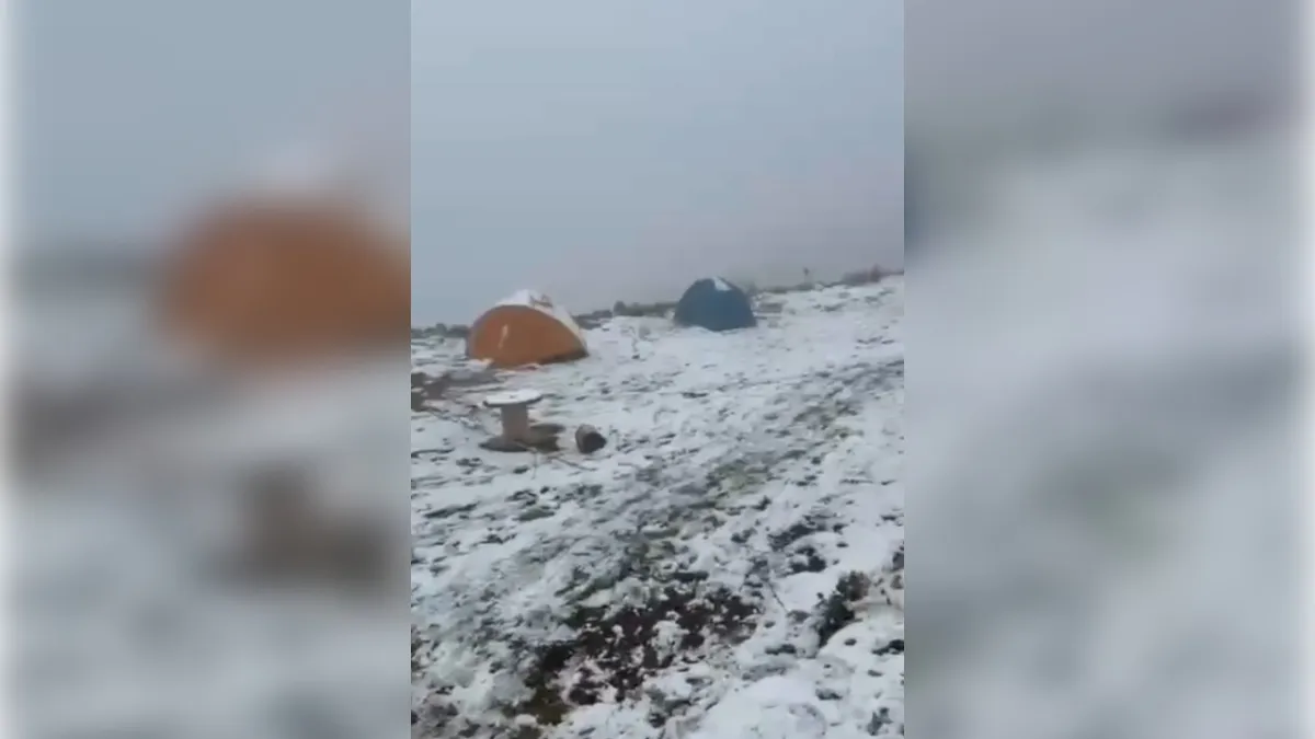 Niğde'de kar yağışı hayatı olumsuz etkiledi: 4 dağcı mahsur kaldı haberinin görseli