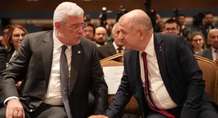O iki parti ittifak için yeşil ışık yaktı