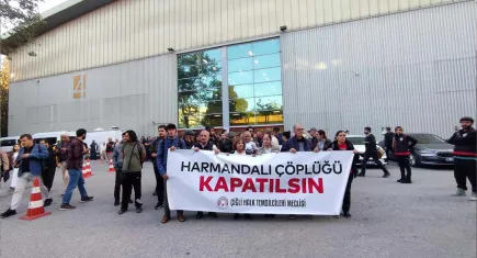 ÇHTM, Harmandalı için Büyükşehir meclisi öncesi eylem yaptı