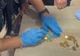 Dilencinin üzerinden 67 çeyrek altın çıktı!