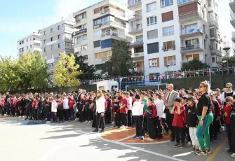 İzmir ve çevre illerdeki okullarda afetlere karşı eş zamanlı tatbikat gerçekleştirildi