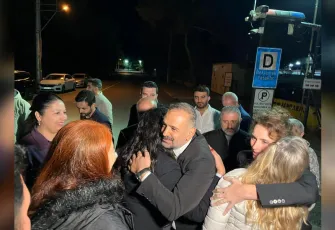 Aslanoğlu’ndan ev hapsinden ilk mesaj: Geride kimseyi bırakmayacağız