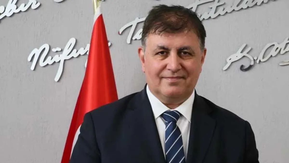 Başkan Tugay'dan kooperatif davası açıklaması: Bu hatanın parçası olmayız! haberinin görseli