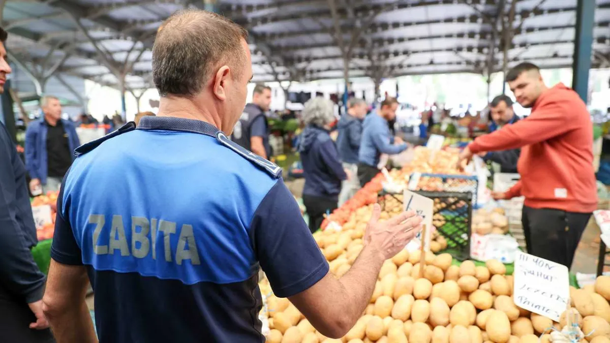 Buca’da semt pazarlarına sıkı denetim haberinin görseli