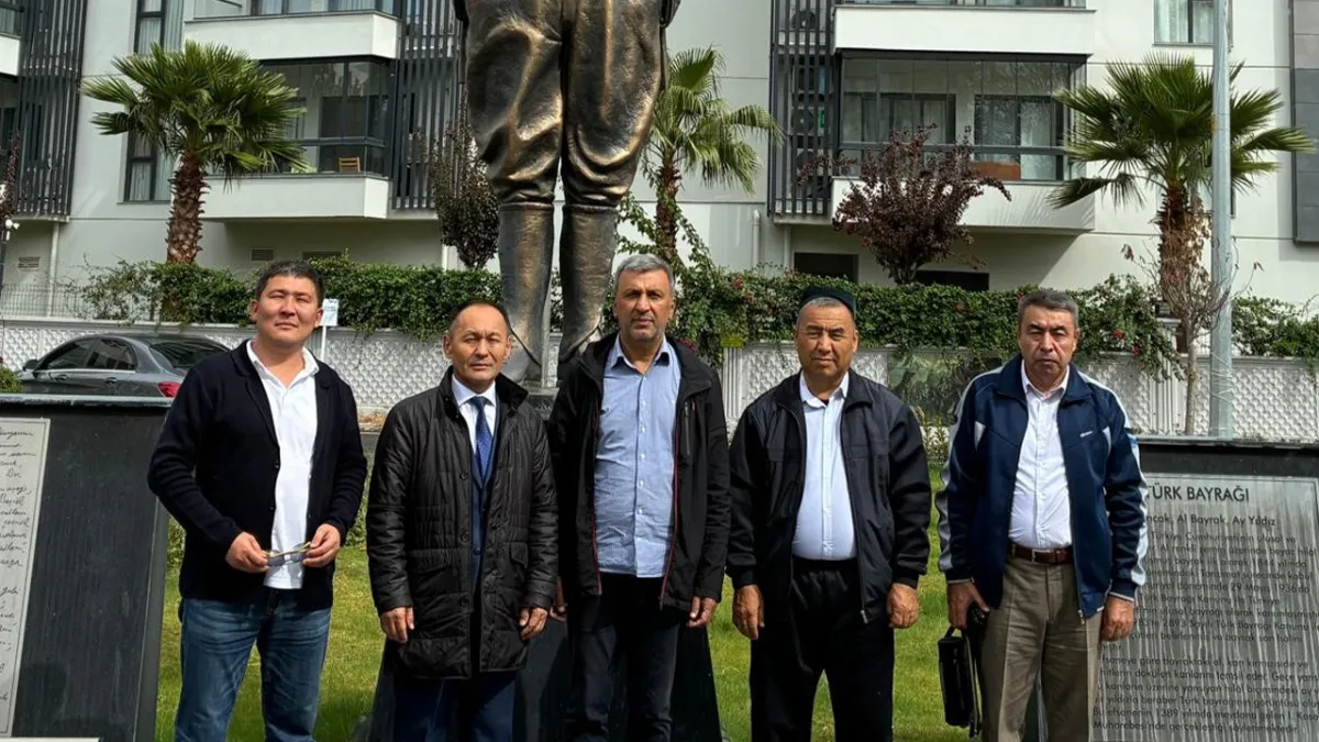 Ege Üniversitesinde Türk dünyası için dil birliği vurgusu haberinin görseli